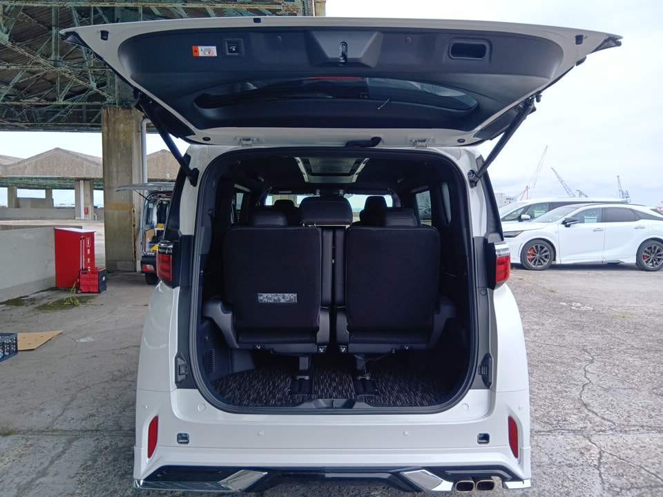 
								Toyota alphard z new facelift (07325) full									