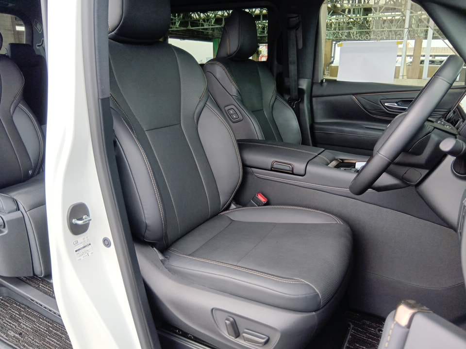 
								Toyota alphard z new facelift (07325) full									