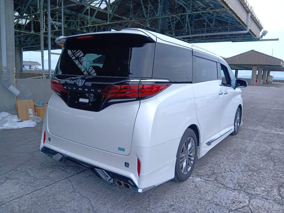 
								Toyota alphard z new facelift (07325) full									