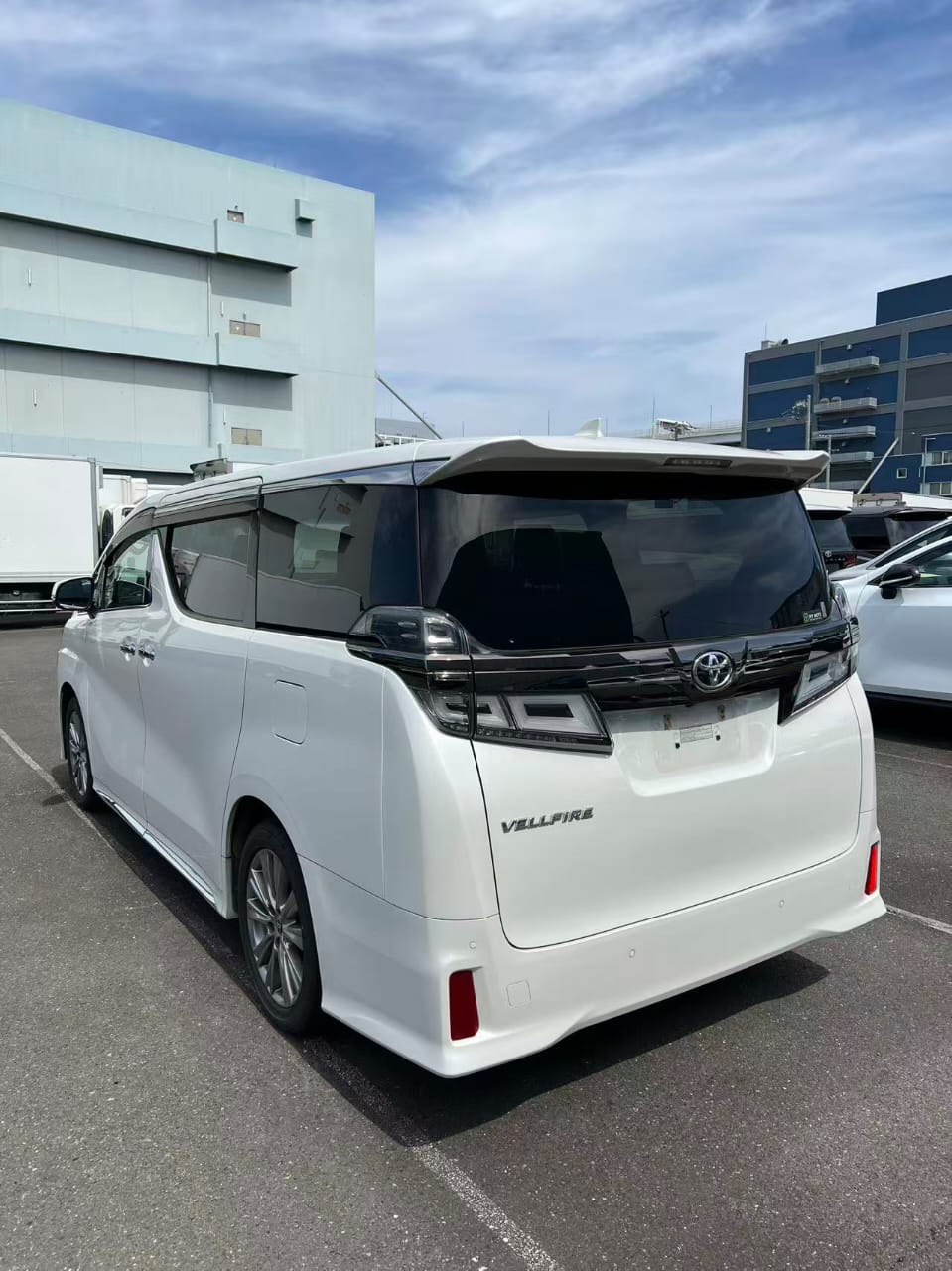 
								Toyota vellfire golden eye 2 (87014) full									