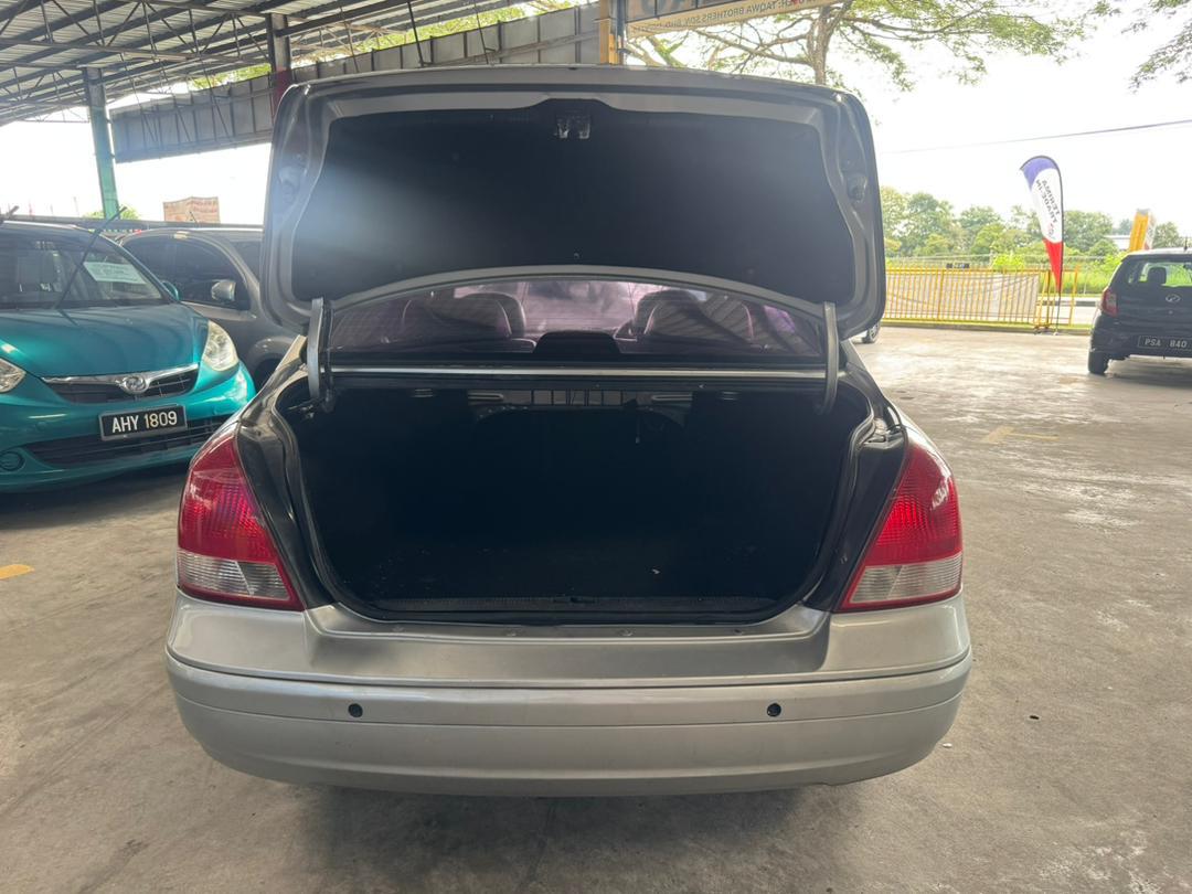 
								JGU6614 hyundai elantra 1.8 full									