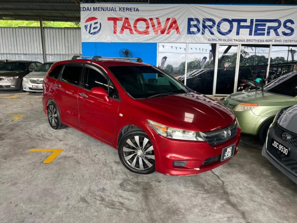 JNQ2138 HONDA STREAM 1.8 AUTO