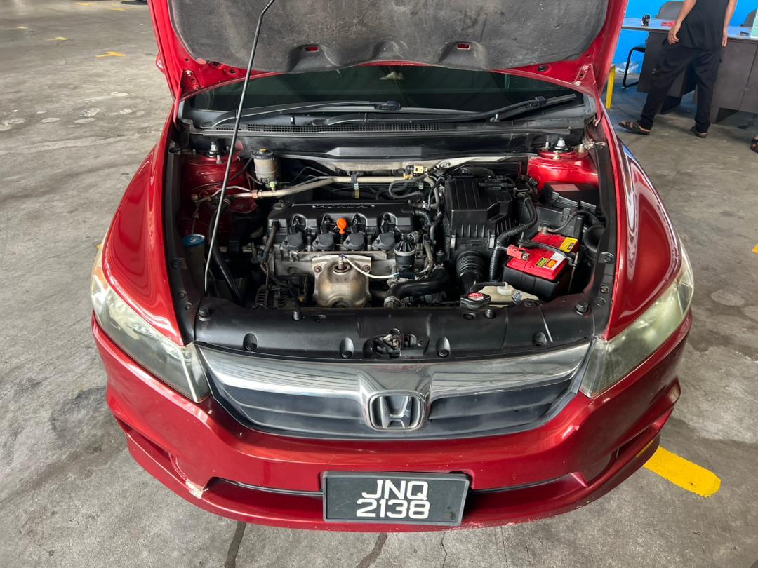 
								JNQ2138 HONDA STREAM 1.8 AUTO full									