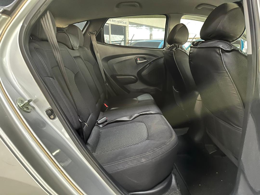 
								WUL5919 HYUNDAI TUCSON full									