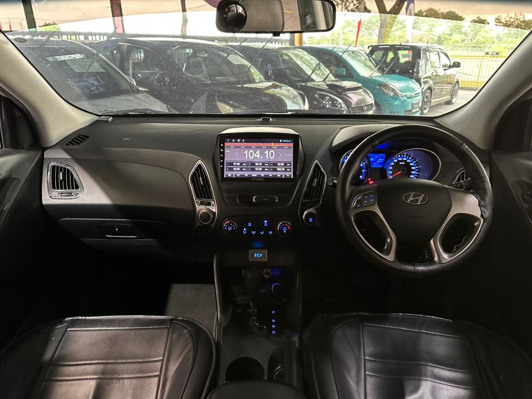
								WUL5919 HYUNDAI TUCSON full									