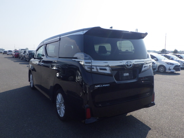 
								2021 toyota vellfire z full									