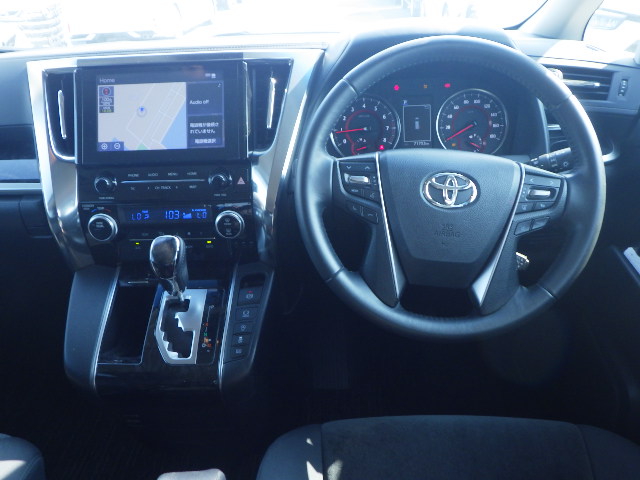 
								2021 toyota vellfire z full									