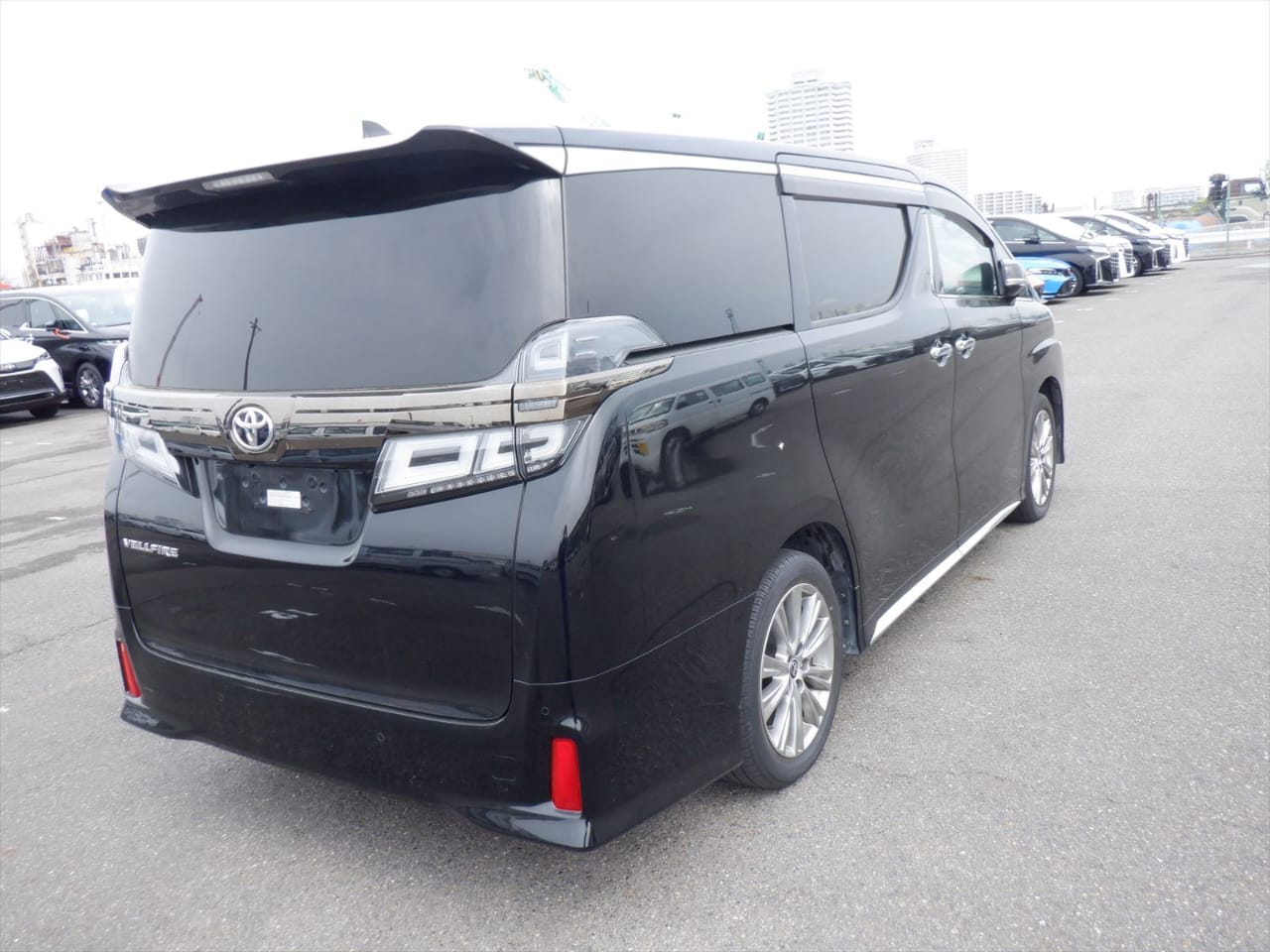 
								2023 toyota vellfire golden eyes 3(54387) full									