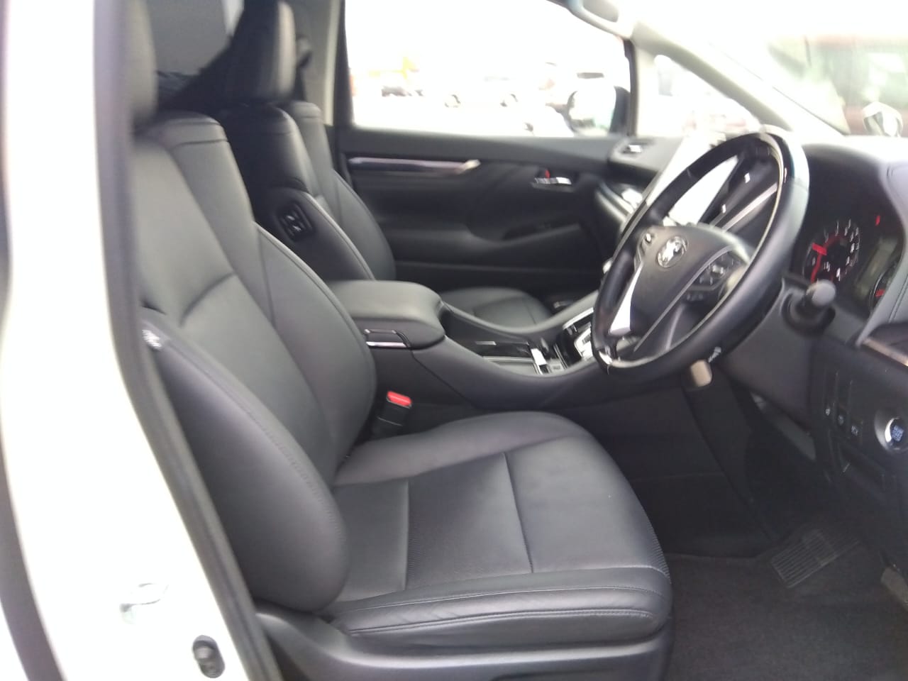
								2022 toyota alphard sc (14579) full									