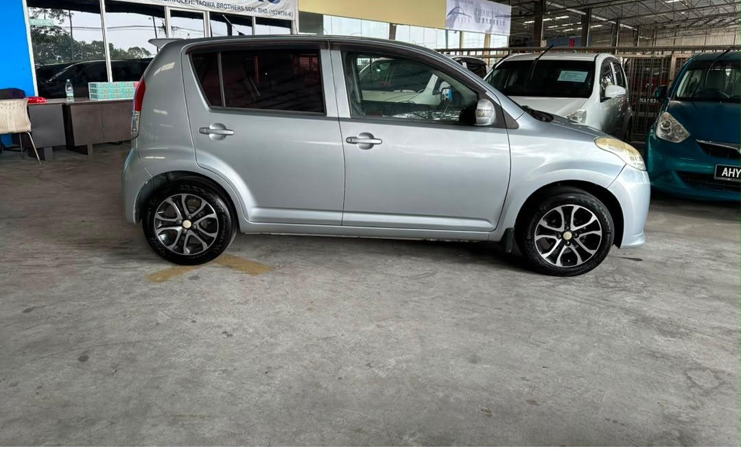 
								JHW6686perodua myvi 1.3 auto full									