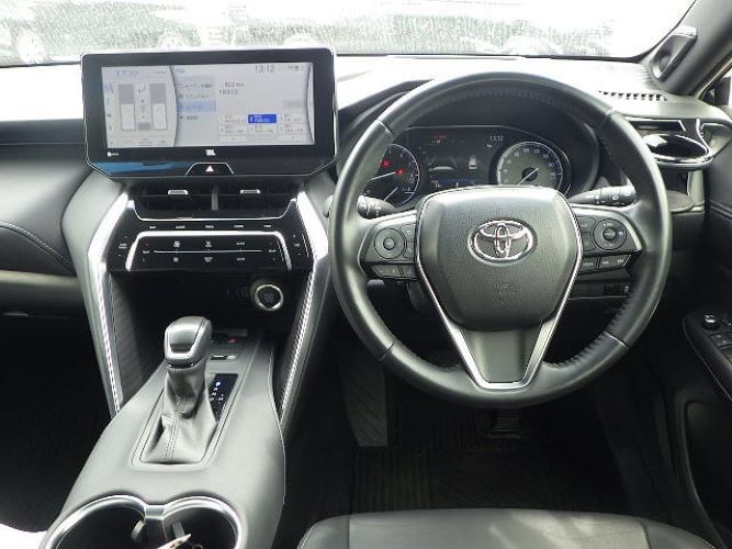 
								toyota harrier z (66845) 2022 full									