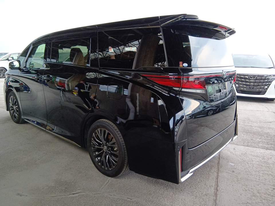 
								toyota vellfire 03670 full									
