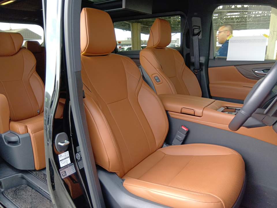 
								toyota vellfire 03670 full									