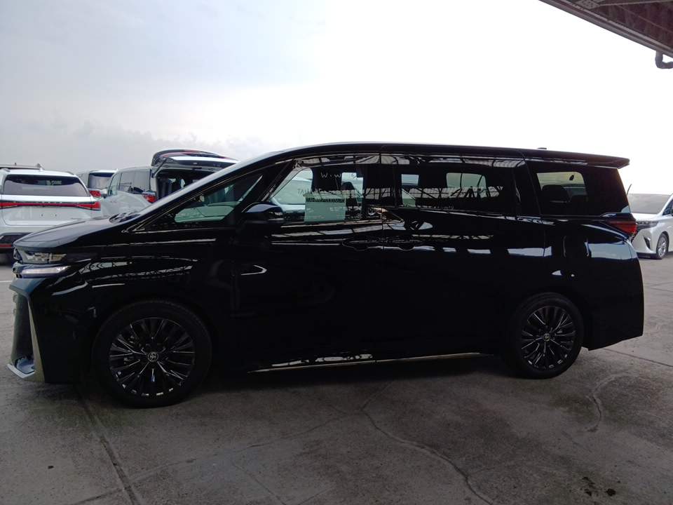 
								toyota vellfire 03670 full									