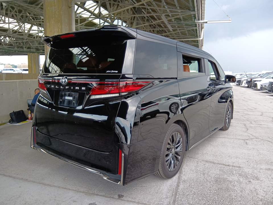 
								toyota vellfire 03670 full									