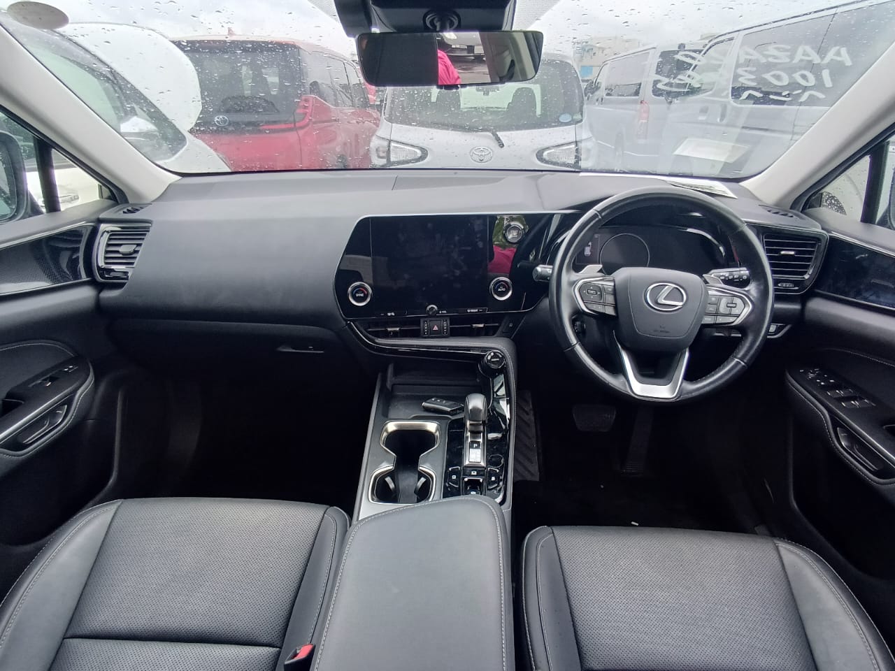 
								03445 LexusNX250 full									
