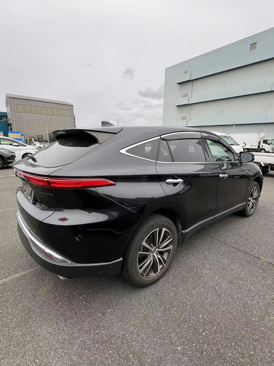 
								toyota harrier G 99397 full									