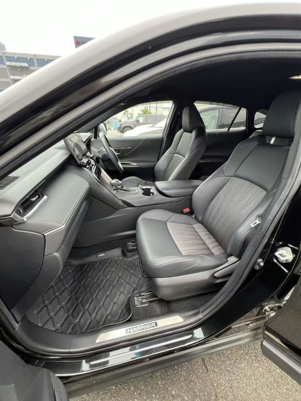 
								toyota harrier G 99397 full									