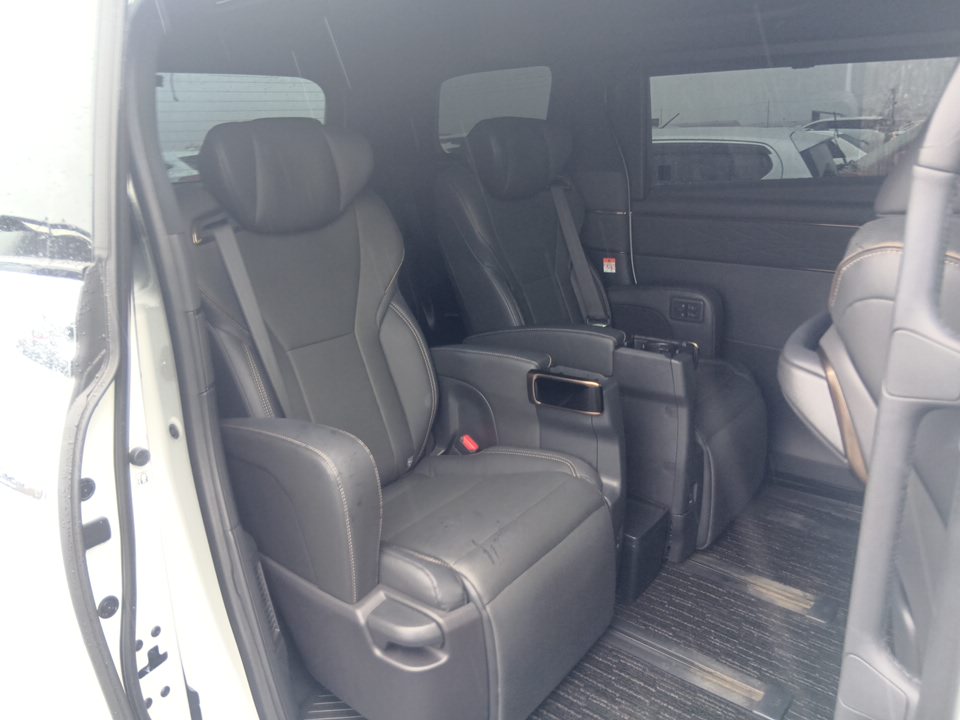 
								toyota alphard z 11659 full									