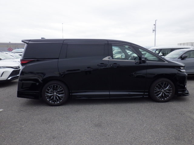 
								toyota vellfire z premium 01668 full									