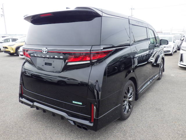 
								toyota vellfire z premium 01668 full									