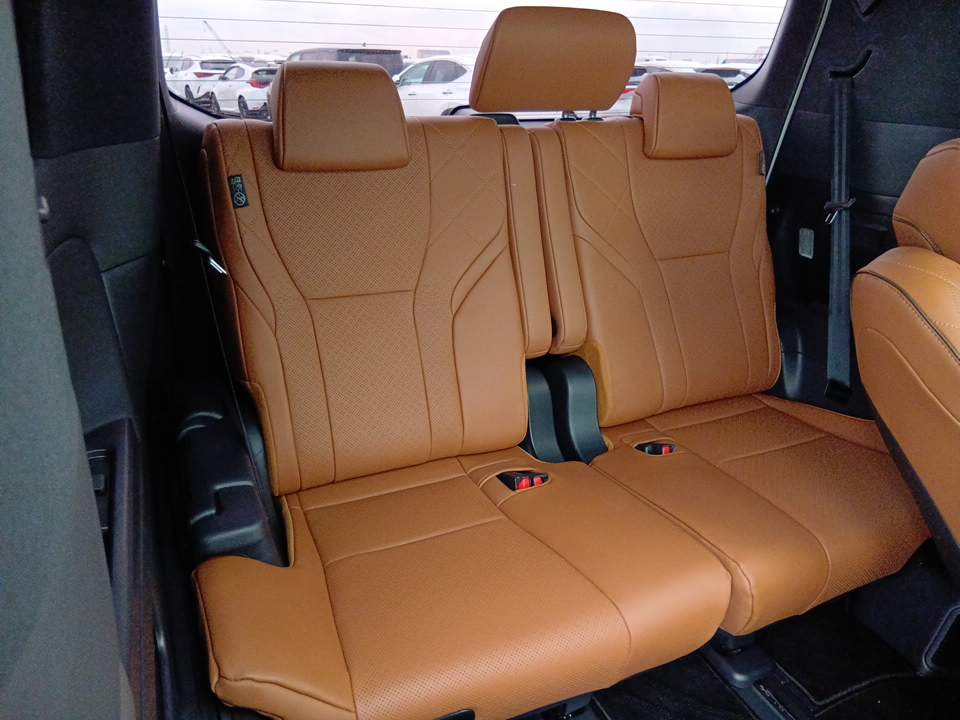 
								toyota vellfire z premier 13781 full									
