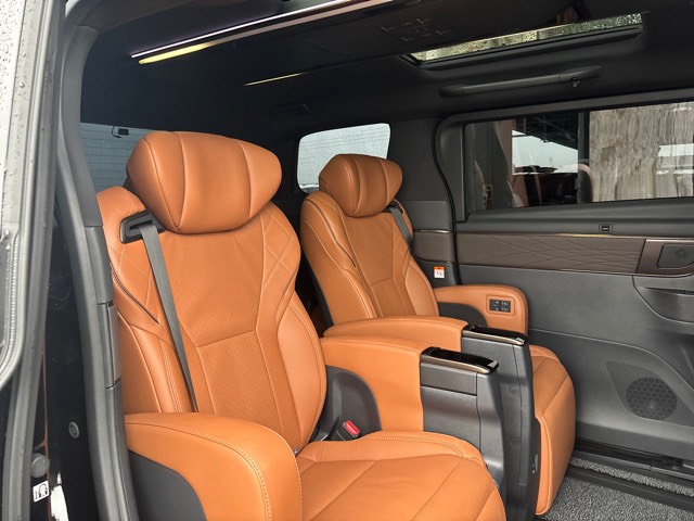 
								toyota vellfire z premier 05357 full									