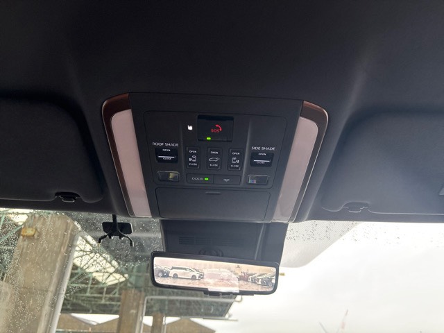 
								toyota vellfire z premier 05357 full									