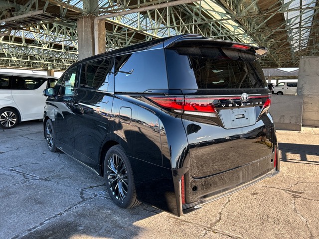 
								toyota vellfire z premier 07621 full									