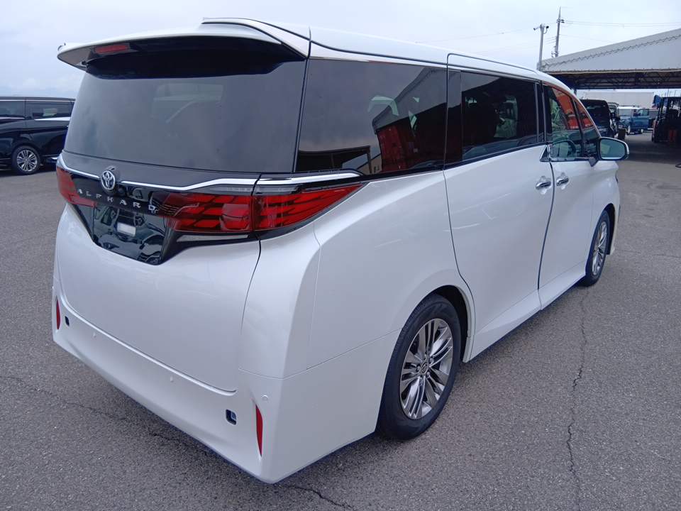 
								toyota alphard z 26049 full									