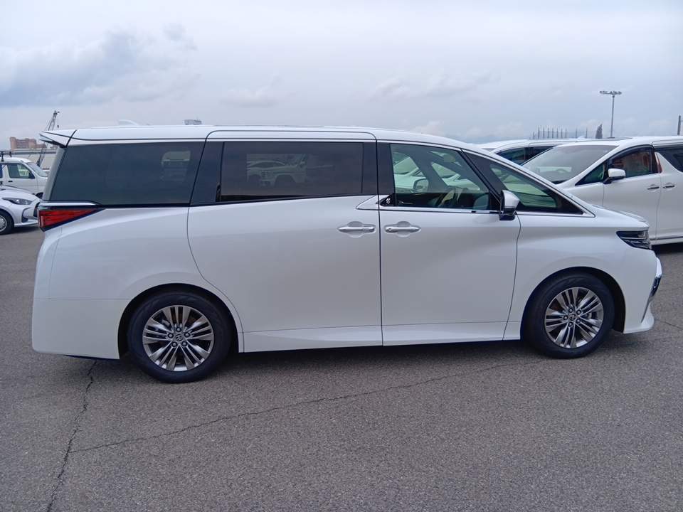 
								toyota alphard z 26049 full									