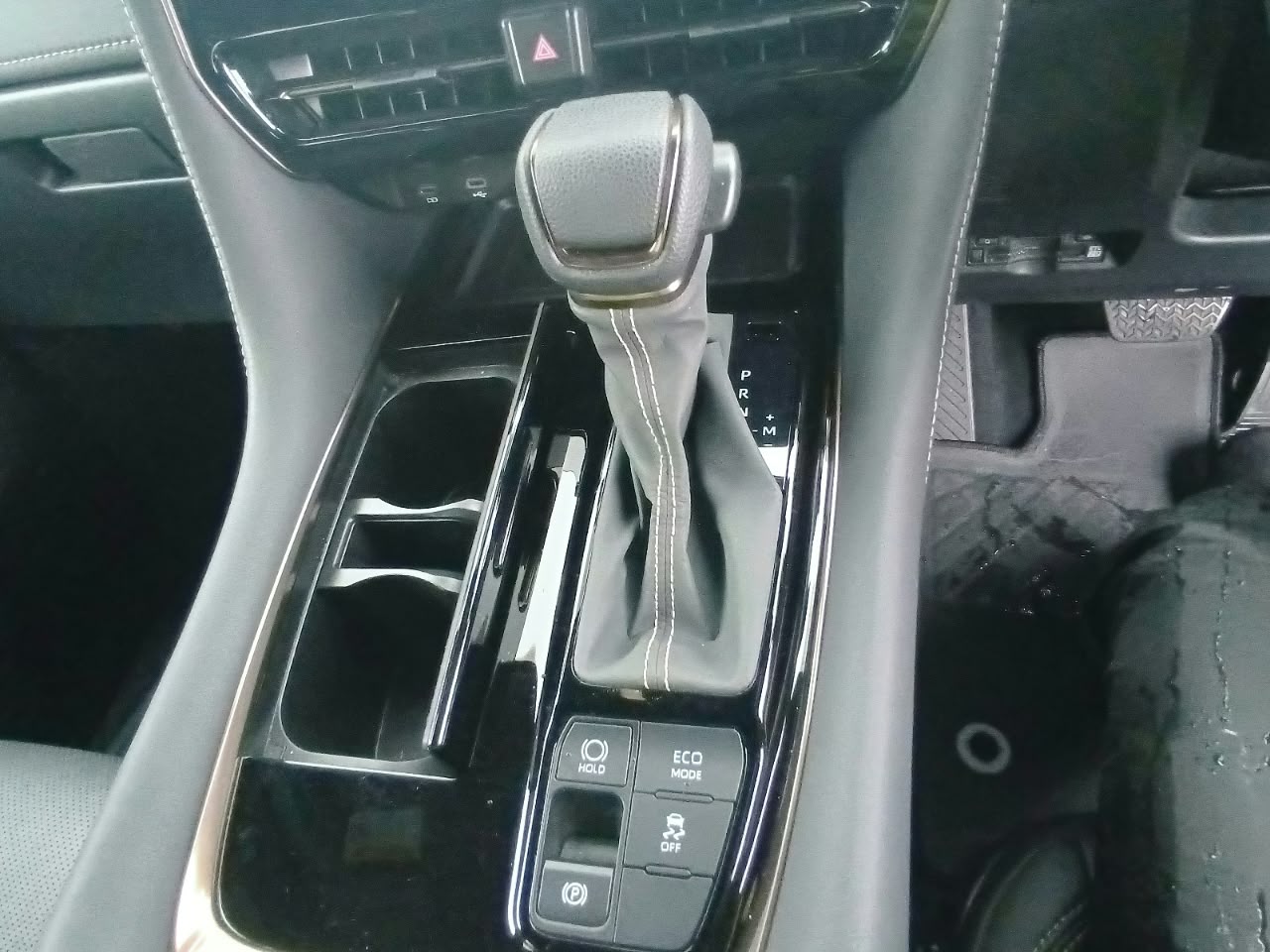 
								toyota alphard z 25614 full									